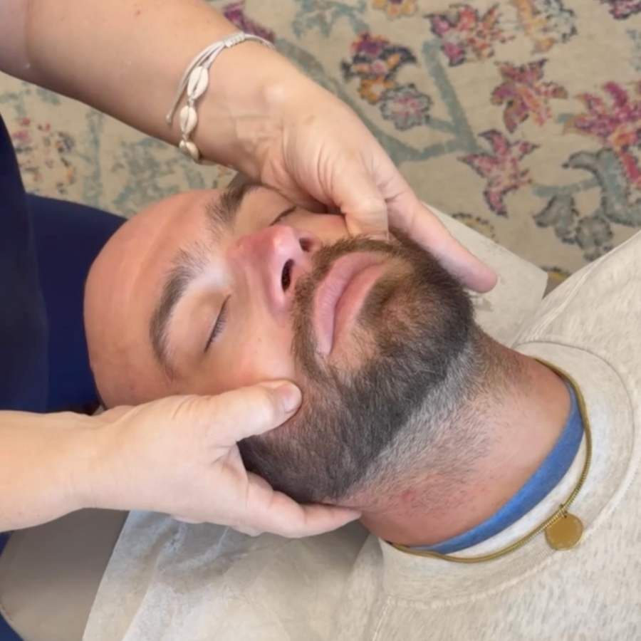 Magnolia Tribe Chiropractic Practice Member Adjustment